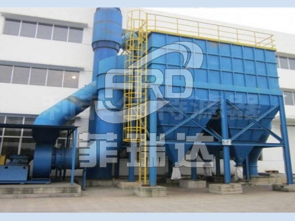 覆膜濾袋袋式除塵器：抗粘防堵除塵設(shè)備