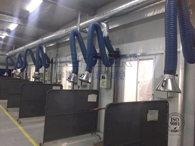 過濾行業集中焊煙除塵器